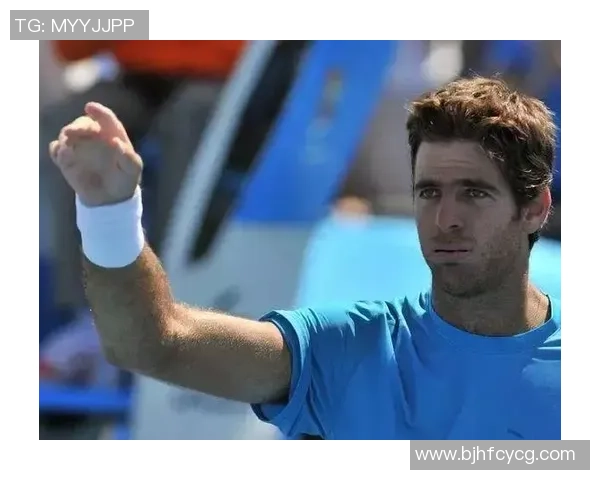 世马克杯足球明星闪耀赛场荣耀传奇 展现不凡技艺与激情挑战 世马克杯足球明星闪耀赛场荣耀传奇 展现不凡技艺与激情挑战