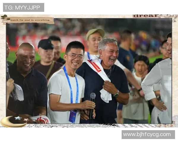 中国足球解说员解读国际球星精彩瞬间 独特视角下的激情与智慧