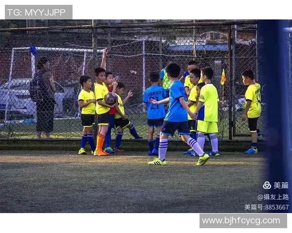 启明足球星闪耀赛场背后的成长故事与奋斗历程 启明足球星闪耀赛场背后的成长故事与奋斗历程