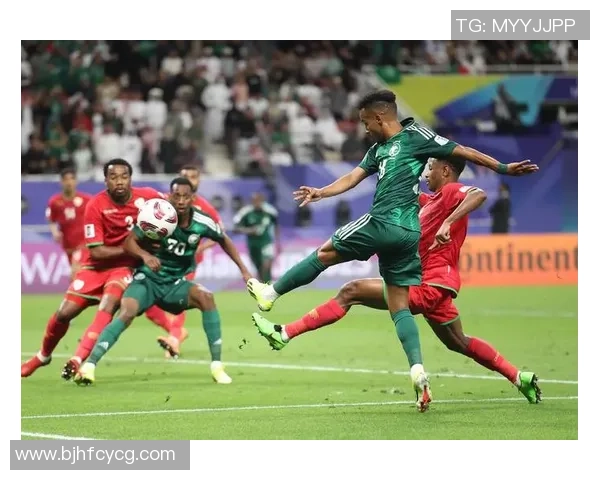 足球巨星转会背后的秘密 揭开球员换队的复杂机制与动因